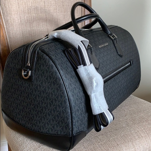 Michael Kors Travel Duffle Black - Picture 4 of 8